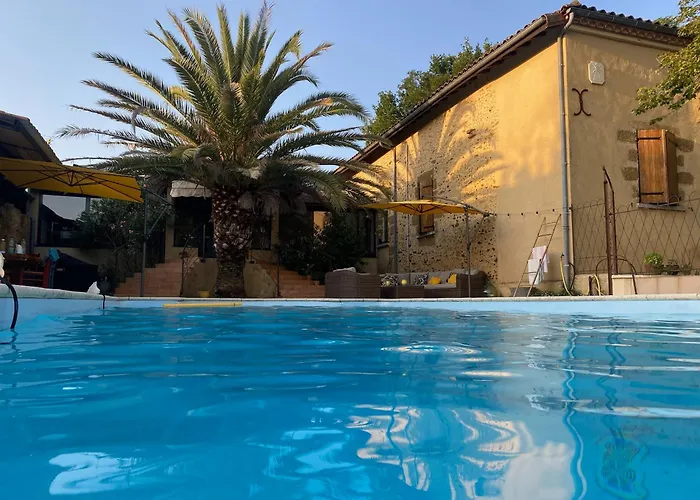 La Lacourrege 住宿加早餐酒店